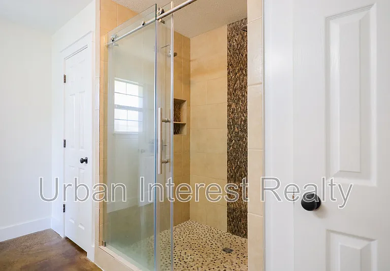 4658 Sunsail Cir — Photo 13