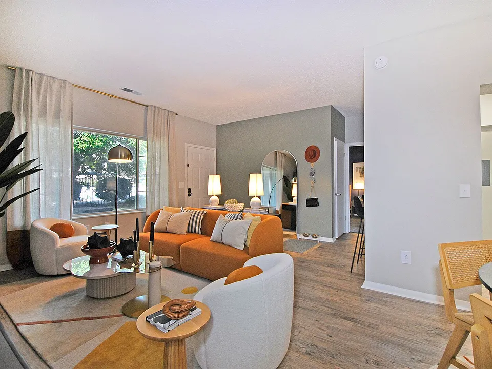 Fox Chase Apartments