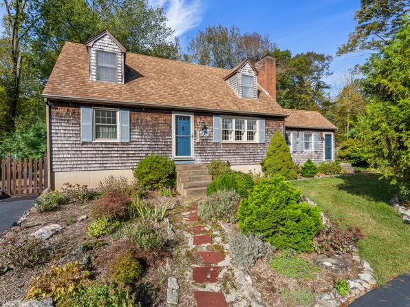 1064 North Road, Groton, CT 06340