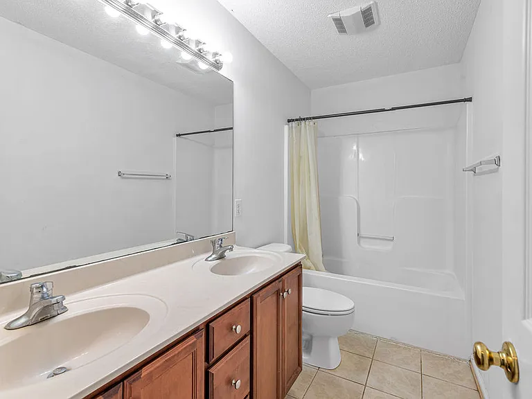 305 Foster Creek Rd — Photo 11