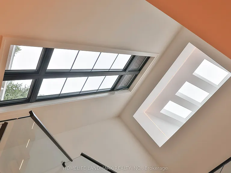 12 Bernice Ave — Photo 18