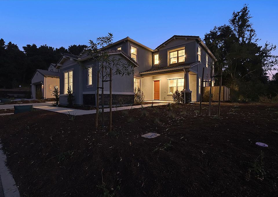1st image of 117 Village Ln