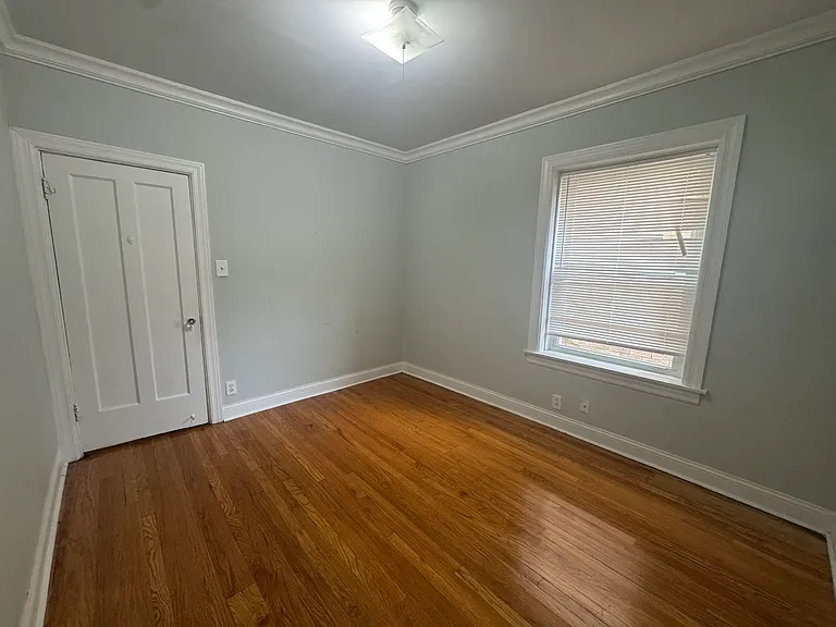 5405 N Sawyer Ave #1 — Photo 8