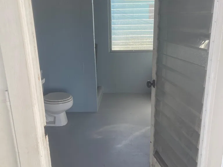 1923 Orange Dr — Photo 10