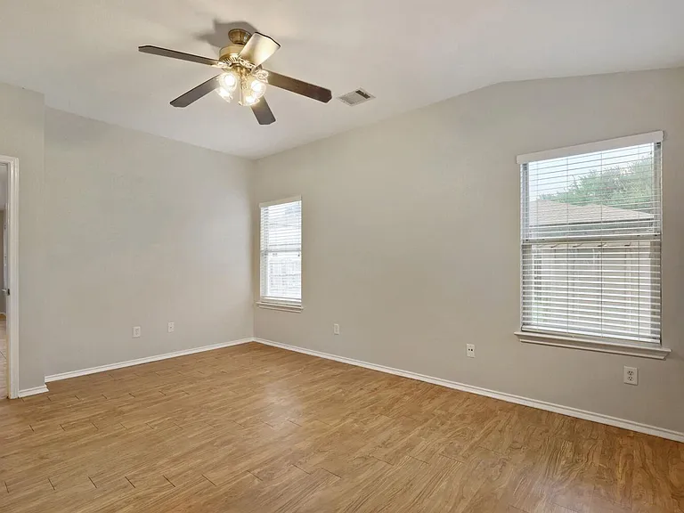 1506 Campanella Cv — Photo 19