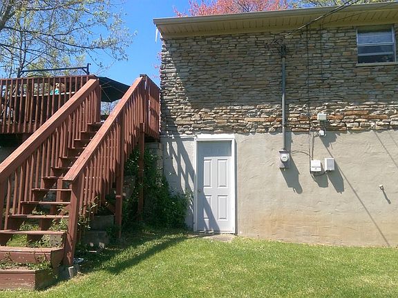 5th image of 309 Spruce Dr