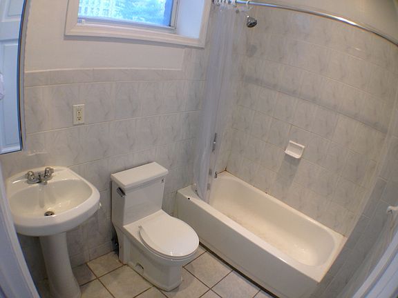 5th image of 2149 Caton Ave #6
