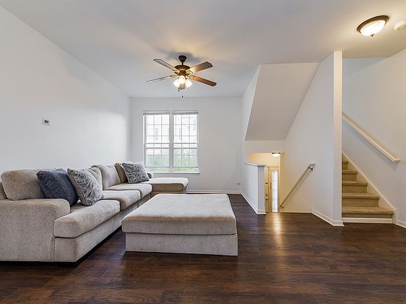 2nd image of 1105 Village Center Pkwy #1105
