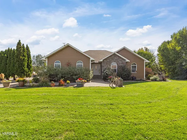 3400 Naches Tieton Rd, Tieton, WA 98947