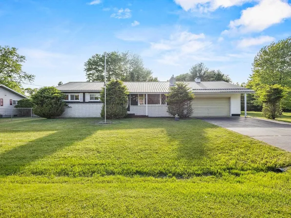 N3837 Boneham Addition Rd, Marinette, WI 54143