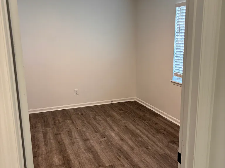 1401 N Shackleford Rd #1401 — Photo 8