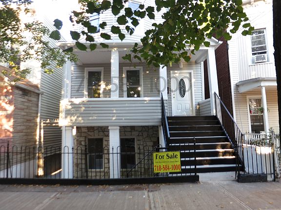 2nd image of 1134 Beach Ave