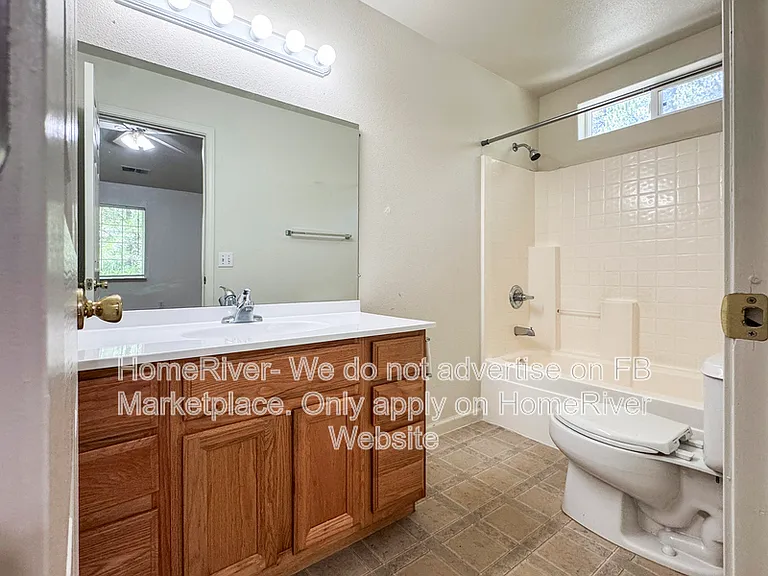 3000 Sippy Ln #A — Photo 6