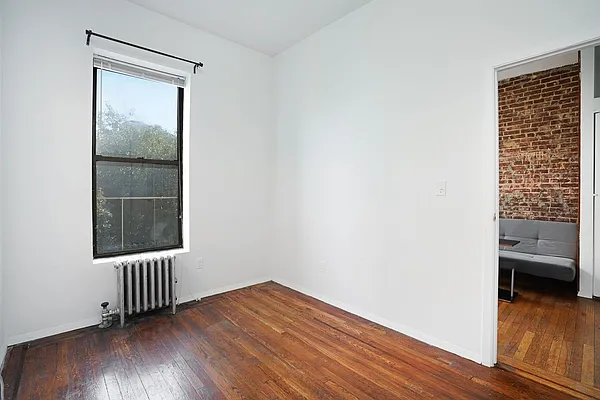 Rented by Waldstar Real Estate LLC | media 45