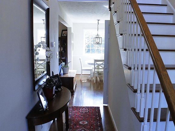 2nd image of 109 Marguerite Dr