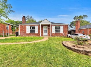 1031 Raisher Dr, Saint Louis, MO 63130