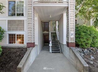 25235 SE Klahanie Blvd APT F104, Issaquah, WA 98029
