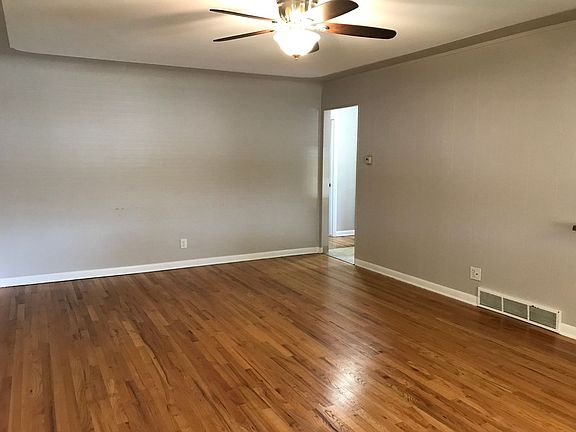 5th image of 3900 Yarrow St #7735