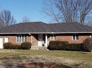 1666 Porter Ave, Aurora, MO 65605