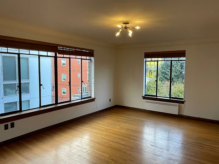 3121 Franklin Ave E #23 — Photo 10