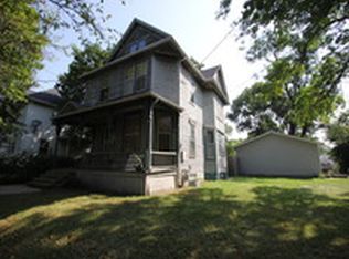 622 Columbia St, Waterloo, IA 50703