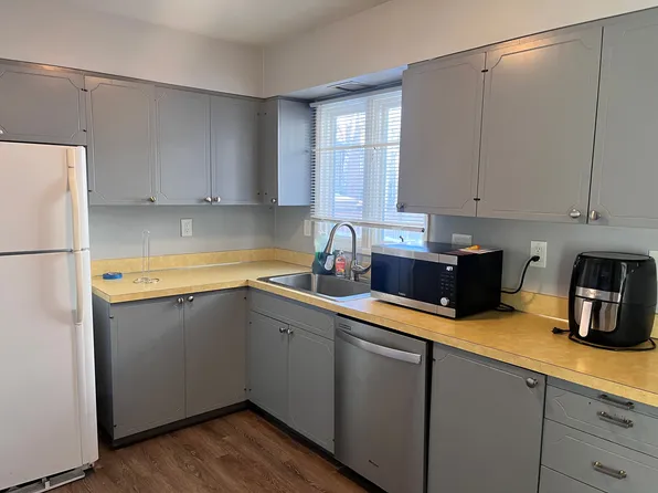 2232 Maudest Pl APT 2, Anchorage, AK 99508