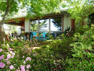 242 Rocky Point Ln, Roseburg, OR, 97471