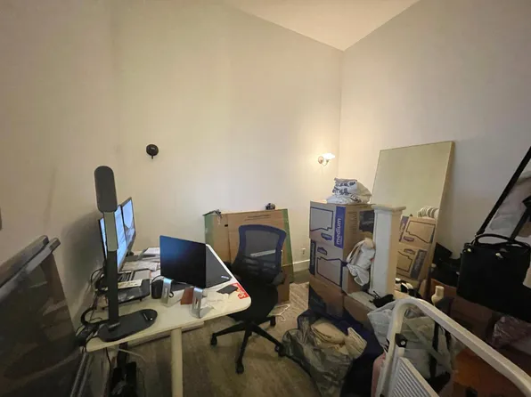 949 Willoughby Avenue image 7 of 7