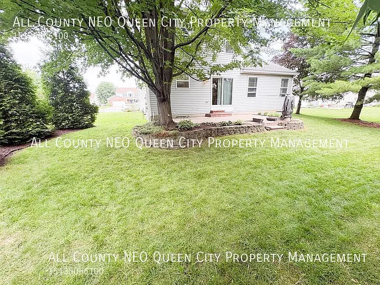8208 Autumn Pl — Photo 44