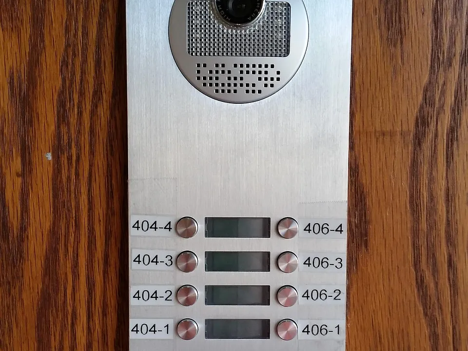 Main Entrance Video Intercom with Key-Fob Entry