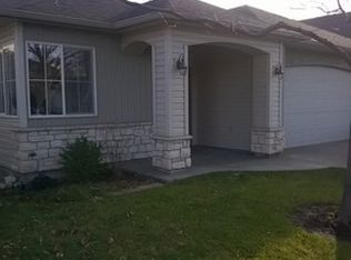 388 S Golden Eagle Ln, Eagle, ID 83616