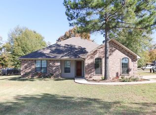 186 County Road 3528, Bullard, TX 75757