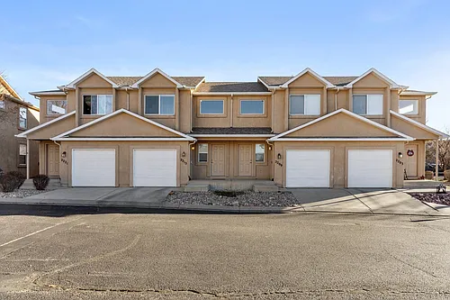 2209 Golden Gate Grv Photo 1