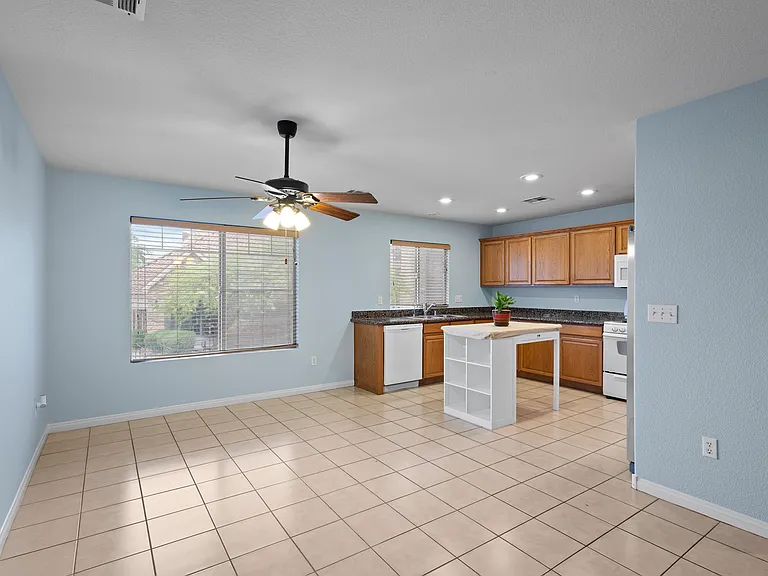 2764 Fountain Vista Ln — Photo 5