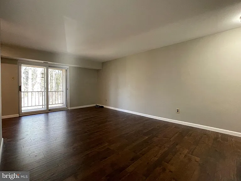 21 Shannon Dr — Photo 3
