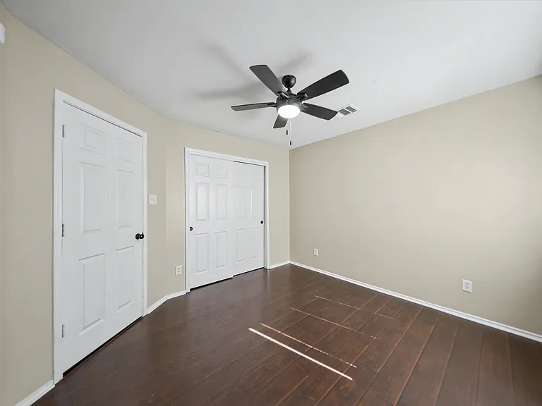 4502 Golden Gate Dr — Photo 18