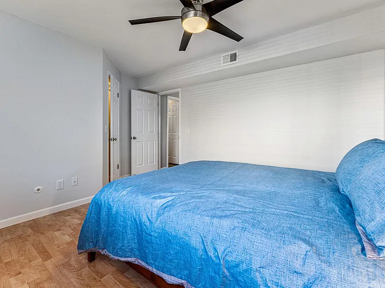 4705 Spine Rd #E — Photo 17