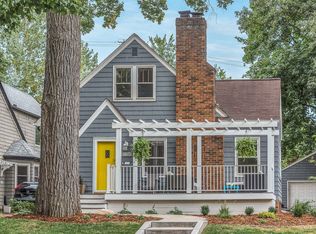 1915 E River Ter, Minneapolis, MN 55414