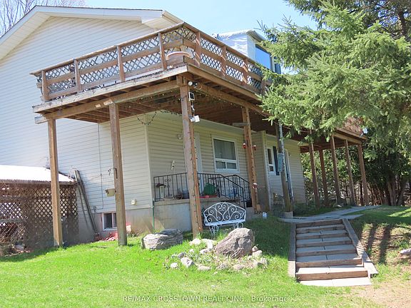 3rd image of 4716 Penetanguishene Rd