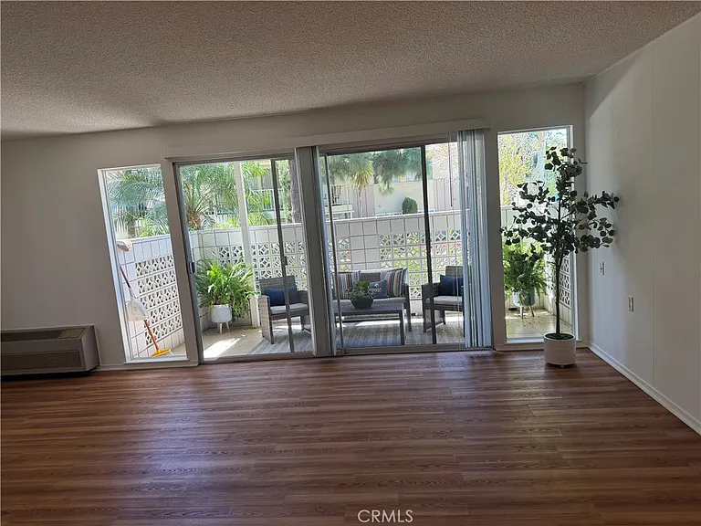 363 Avenida Castilla #A — Photo 12