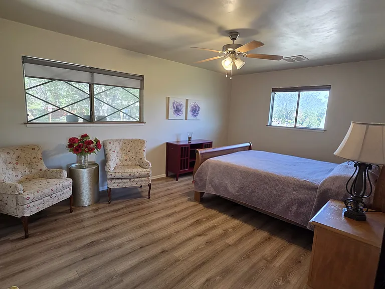 2910 Wacos Dr — Photo 22