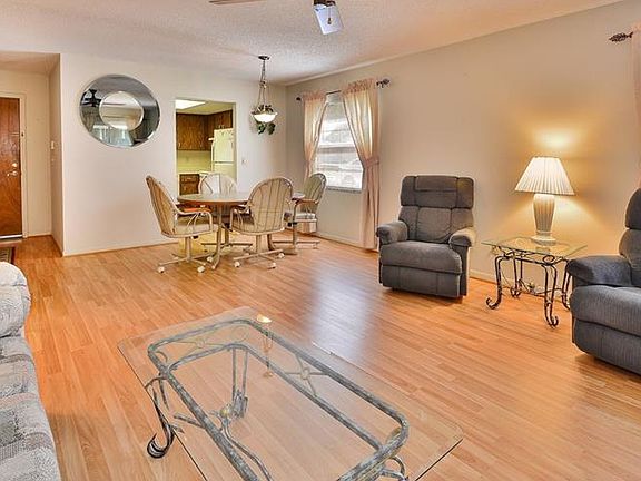 5th image of 26 Villa Villar Ct #260