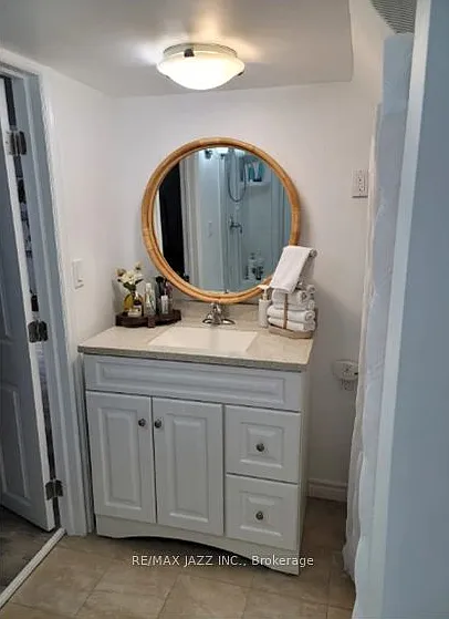 900 Juniper St #2 — Photo 9