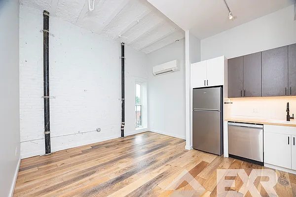 Rented by The KCI Group | media 12