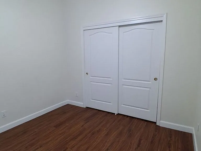 10374 N Sierra Vista Ave — Photo 14