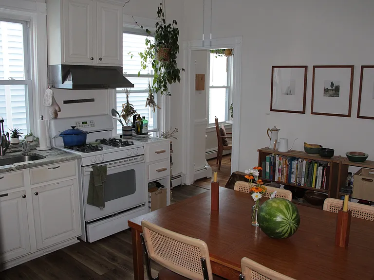 15 Arcola St #2 — Photo 9