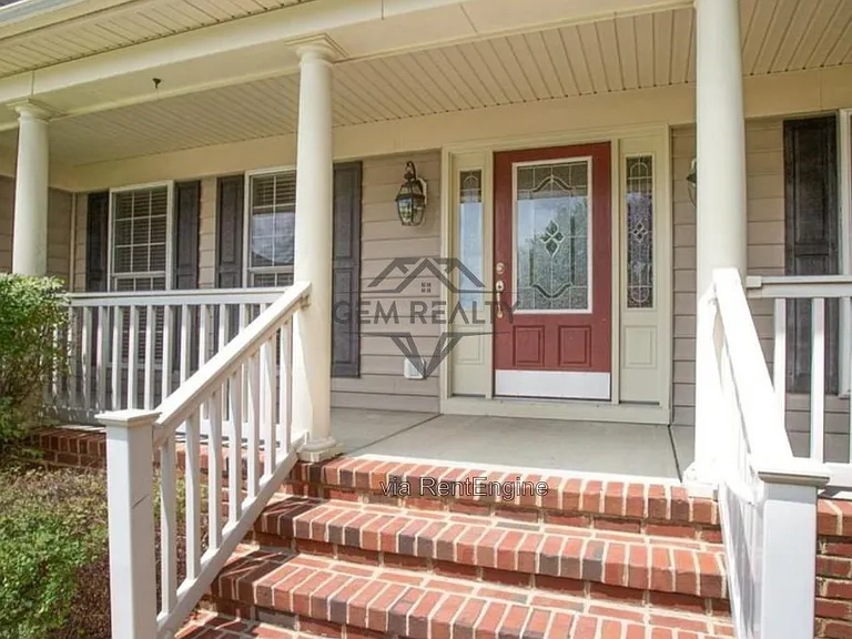10410 Silver Creek Ct — Photo 5