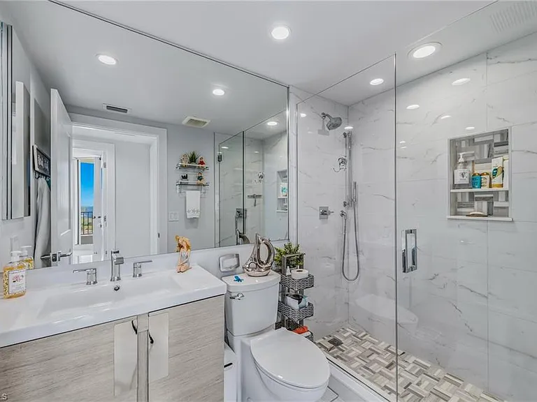 1065 Borghese Ln #1503 — Photo 22