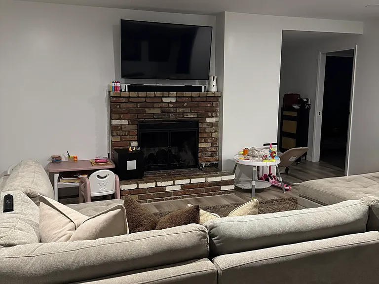 10827 Valley Home Ave — Photo 7