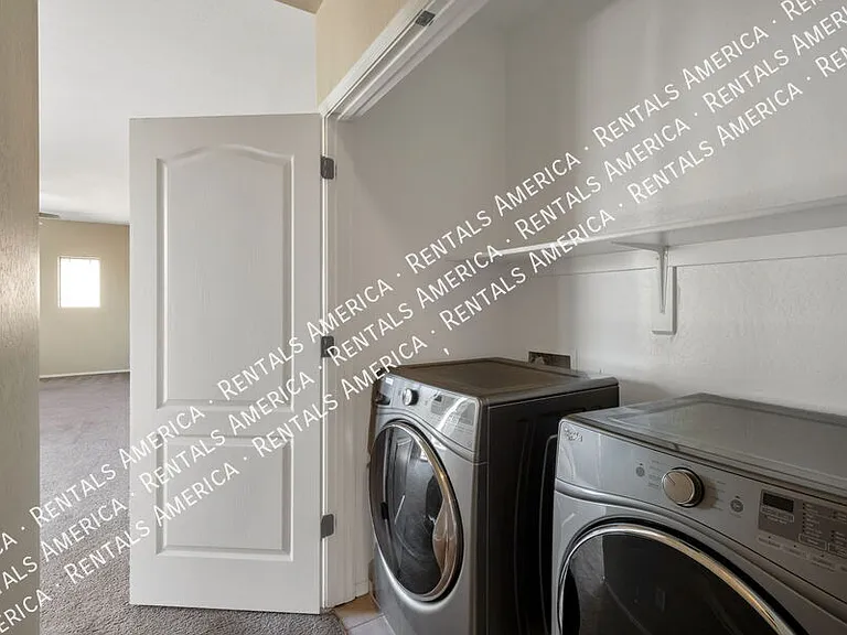 1250 S Rialto St #26 — Photo 15